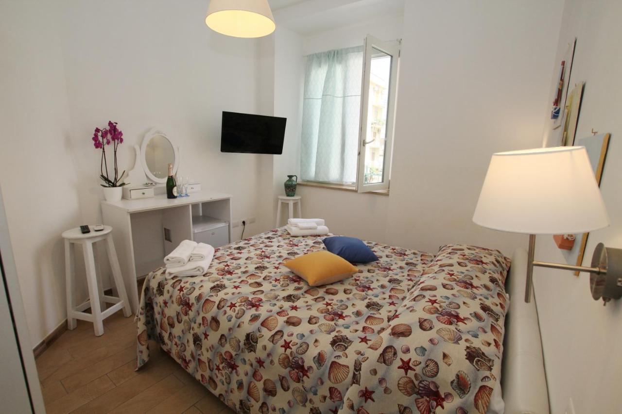 Casa Calieri Hotell Tropea Exteriör bild